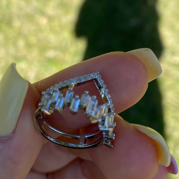 NEW 925 Sterling silver Gorgeous Ring - Picture 7 of 7